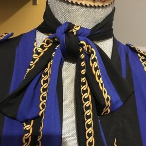 New BCBG BOWTIE blue and black print short sleeve TOP size XL